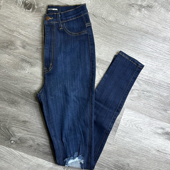 Fashion Nova High Rise Dark Denim Jeans - Picture 2 of 6